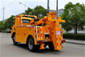 海珠高速路拖车费